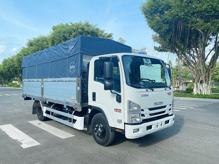 Xe tải Isuzu NPR 400